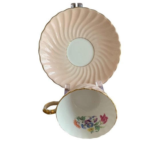 AYNSLEY ENGLAND PASTEL LIGHT PINK SWIRL TEA CUP SAUCER SET FLORAL GOLD RIM #2 Gd - Picture 4 of 14